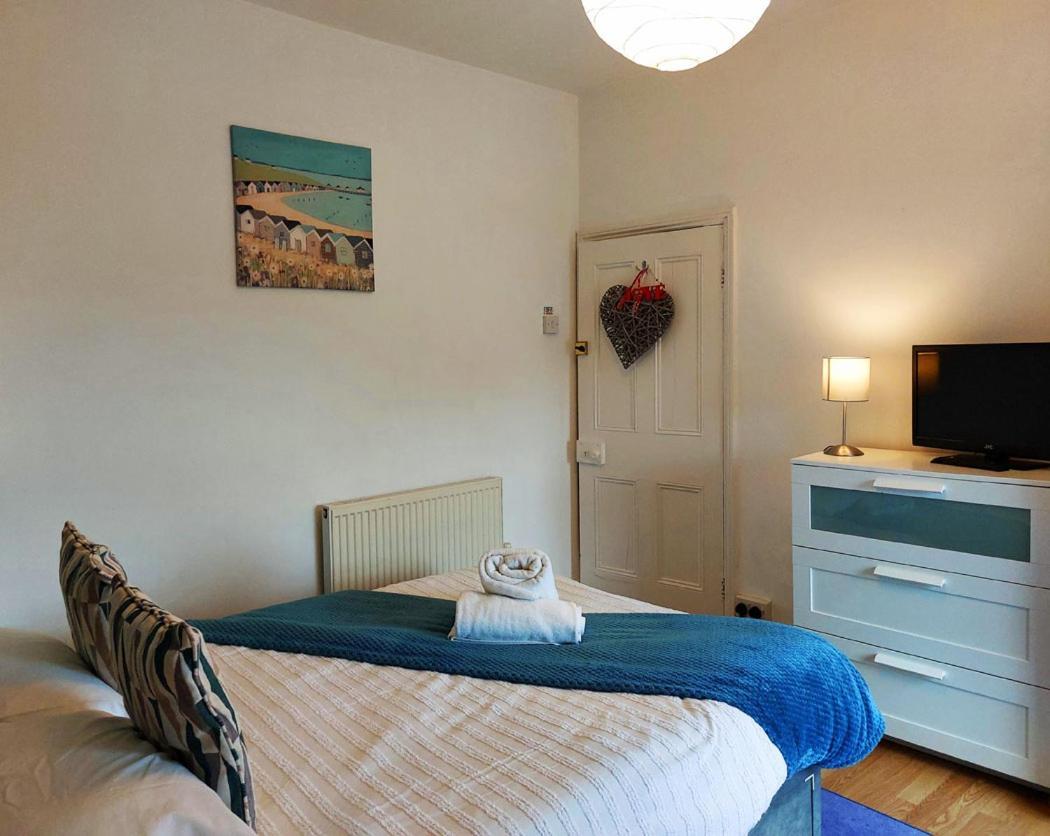 Salt Marsh Apartment Tywyn Exterior foto